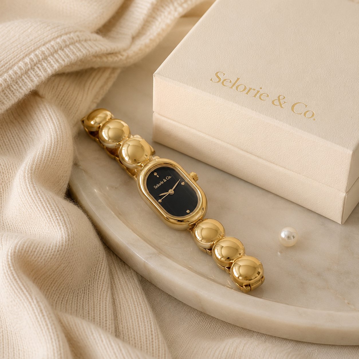 The Selorie Signature Watch – Gold Noir